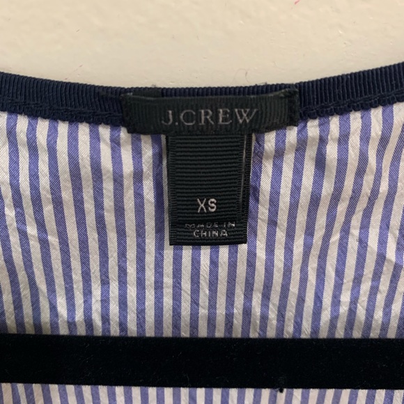 Cute top - Picture 3 of 3